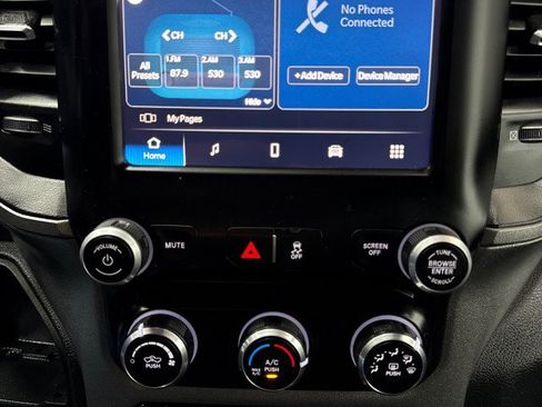 Used 2023 RAM 3500 Tradesman image 21