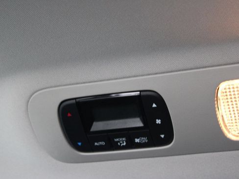 Used 2025 Honda Odyssey Elite image 22