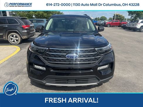 Used 2022 Ford Explorer XLT w/ Equipment Group 202A AWD/4WD image 9