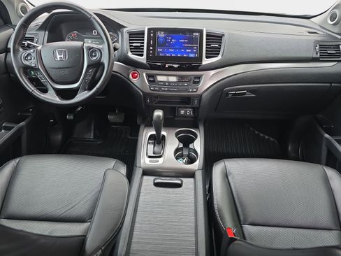 Certified 2019 Honda Ridgeline RTL-T image 9