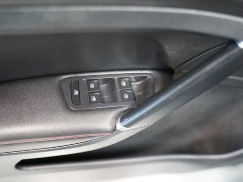 Used 2018 Volkswagen GTI Autobahn FWD image 19