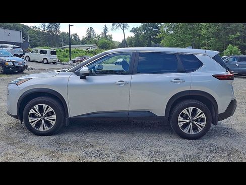 Used 2023 Nissan Rogue SV AWD/4WD image 5