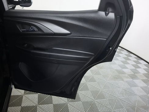 Used 2022 Chevrolet TrailBlazer LT w/ Sun and Liftgate Package image 27