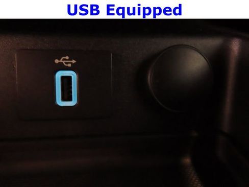 Used 2018 Ford Fusion SE w/ Fusion SE Technology Package image 5