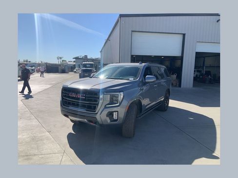 Certified 2022 GMC Yukon AT4 AWD/4WD image 1