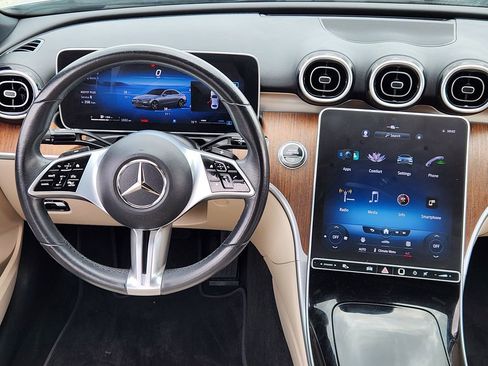 Used 2022 Mercedes-Benz C 300 Sedan image 32