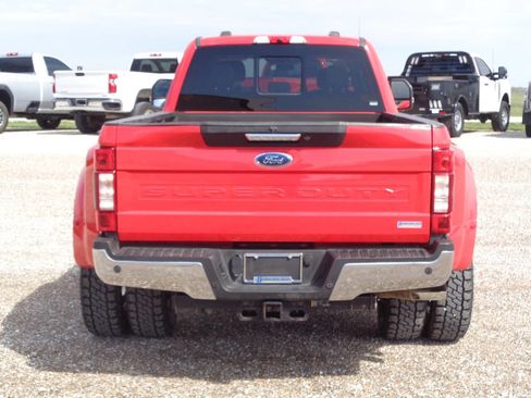 Used 2021 Ford F350 XLT w/ XLT Premium Package image 7