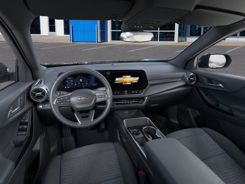 New 2026 Chevrolet Equinox LT image 16