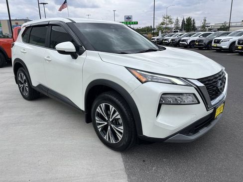 Certified 2023 Nissan Rogue SV image 3