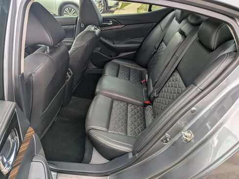 Used 2016 Nissan Maxima Platinum FWD image 31