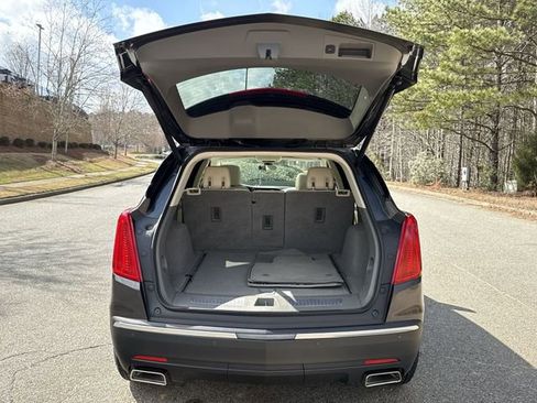 Used 2018 Cadillac XT5 Luxury w/ Driver Awareness Package image 22