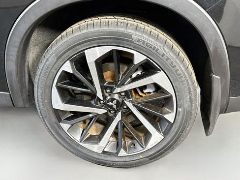 Used 2024 Mitsubishi Outlander SE FWD image 37
