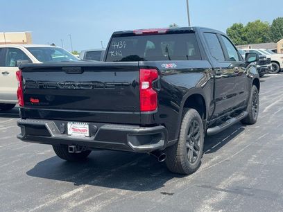 New 2026 Chevrolet Silverado 1500 Custom w/ Turbomax Blackout Package