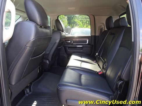 Used 2018 RAM 2500 Laramie w/ Sport Appearance Group AWD/4WD image 11
