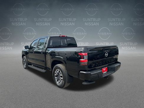 Used 2025 Nissan Frontier SL w/ Graphics Package AWD/4WD image 39