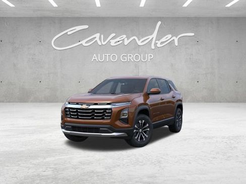New 2027 Chevrolet Equinox LT w/ Convenience Package II FWD image 8