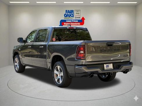 New 2026 RAM 1500 Express AWD/4WD image 9