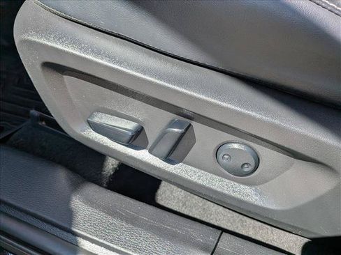Used 2024 Mitsubishi Outlander SE FWD image 25