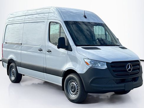 New 2026 Mercedes-Benz Sprinter 2500 image 3