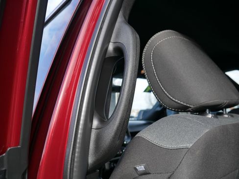 Used 2024 RAM 2500 Tradesman w/ Chrome Appearance Group image 20