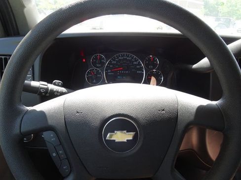Used 2024 Chevrolet Express 2500 w/ Driver Convenience Package RWD image 17