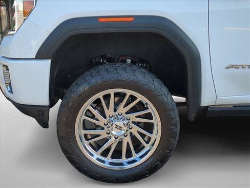 Used 2021 GMC Sierra 2500 AT4 w/ AT4 Premium Plus Package AWD/4WD image 28