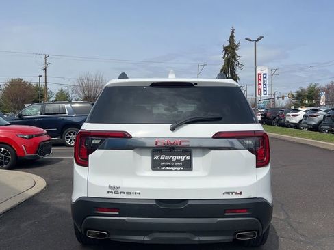 Used 2023 GMC Acadia AT4 image 5