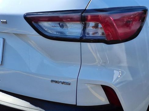 Used 2021 Ford Escape SE AWD/4WD image 23