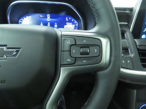 Used 2023 Chevrolet Tahoe Z71 w/ Z71 Off-Road Package image 12