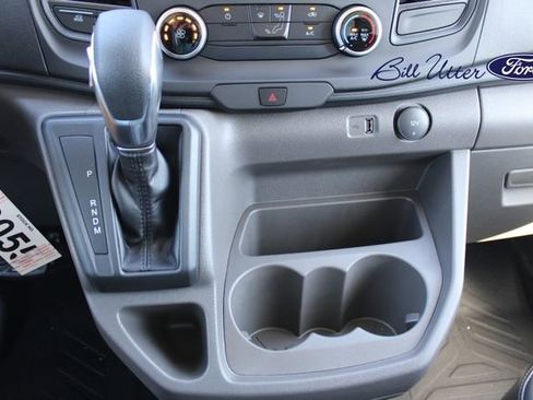 New 2025 Ford Transit 250 148 Medium Roof image 9