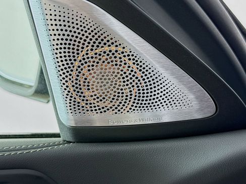 New 2026 BMW X6 M60i w/ Executive Package image 19