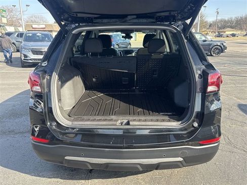 Certified 2024 Chevrolet Equinox LT w/ LPO, Floor Liner Package image 24