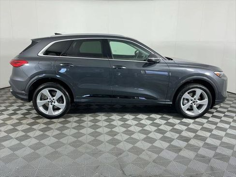 Certified 2025 Audi Q5 Premium Plus w/ Premium Plus AWD/4WD image 10