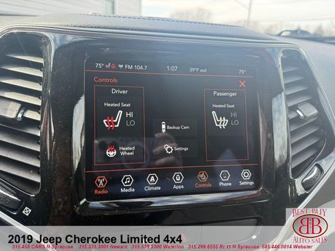Used 2019 Jeep Cherokee Limited AWD/4WD image 16