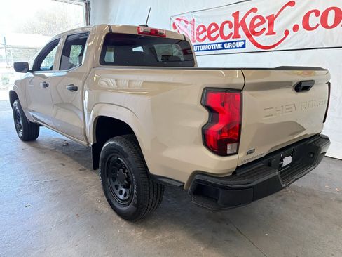 Used 2024 Chevrolet Colorado W/T image 8