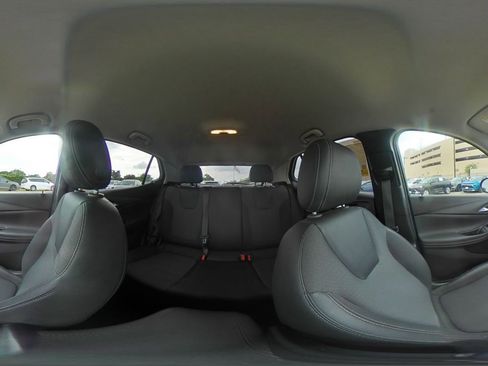 Used 2025 Buick Encore GX Preferred image 41