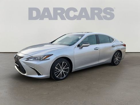 Used 2023 Lexus ES 350 w/ Premium Package image 3