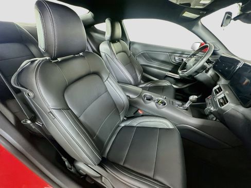 Used 2026 Ford Mustang Premium RWD image 28