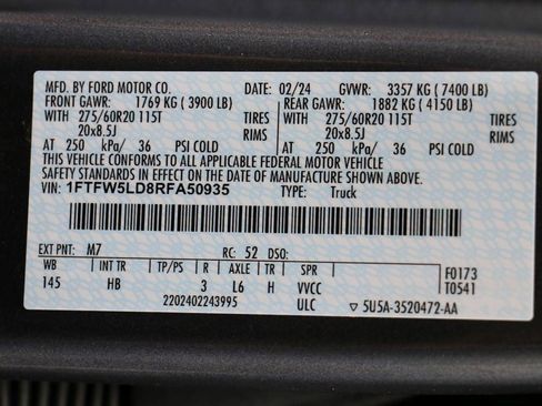 Certified 2024 Ford F150 Lariat w/ FX4 Off-Road Package image 40