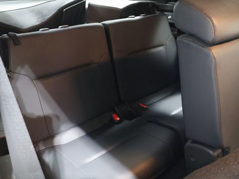 Used 2022 Mitsubishi Outlander SEL image 21