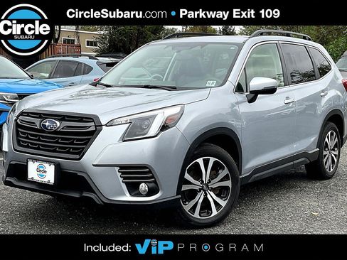 Certified 2022 Subaru Forester Limited image 1