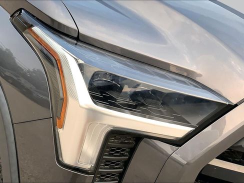 Used 2023 Toyota Tundra SR5 AWD/4WD image 27