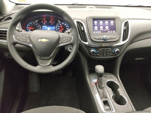 Used 2024 Chevrolet Equinox LT w/ LPO, Floor Liner Package FWD image 22