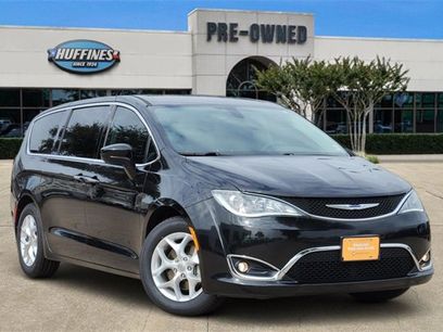 Certified 2018 Chrysler Pacifica Touring Plus w/ Tire & Wheel Group