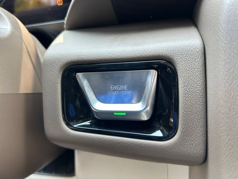 Used 2026 GMC Yukon XL Denali w/ Sun & Power Step Package AWD/4WD image 31