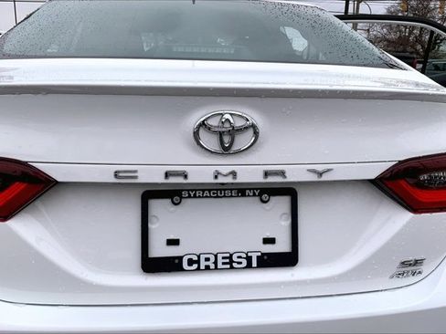 Used 2024 Toyota Camry SE image 7
