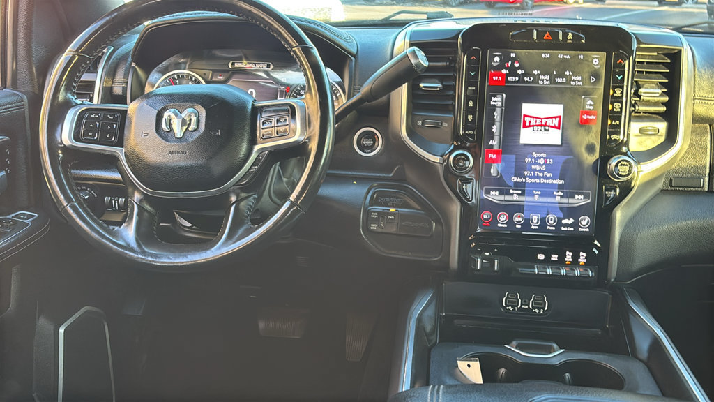 Used 2020 RAM 2500 Laramie w/ Night Edition AWD/4WD image 7