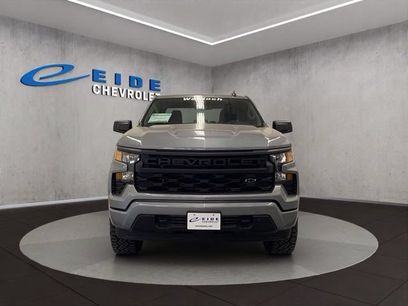 New 2026 Chevrolet Silverado 1500 Custom w/ Turbomax Blackout Package