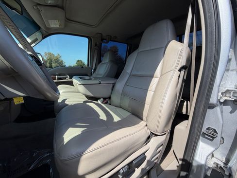 Used 2008 Ford F450 Lariat AWD/4WD image 40