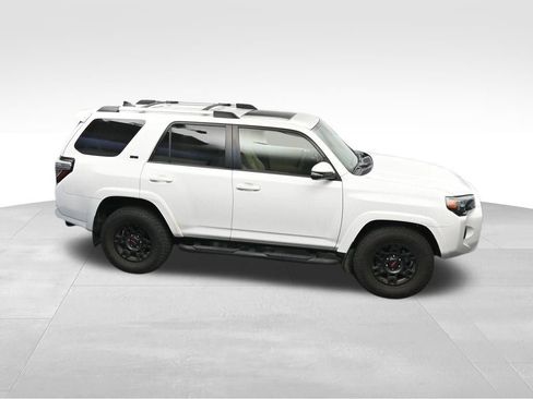 Used 2020 Toyota 4Runner SR5 Premium w/ Moonroof Package image 22